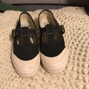 vans t strap